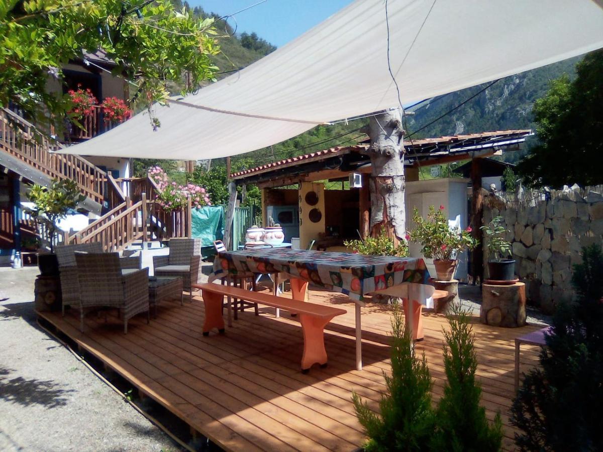 La Vieille Maison Biselli Tende Ngoại thất bức ảnh
