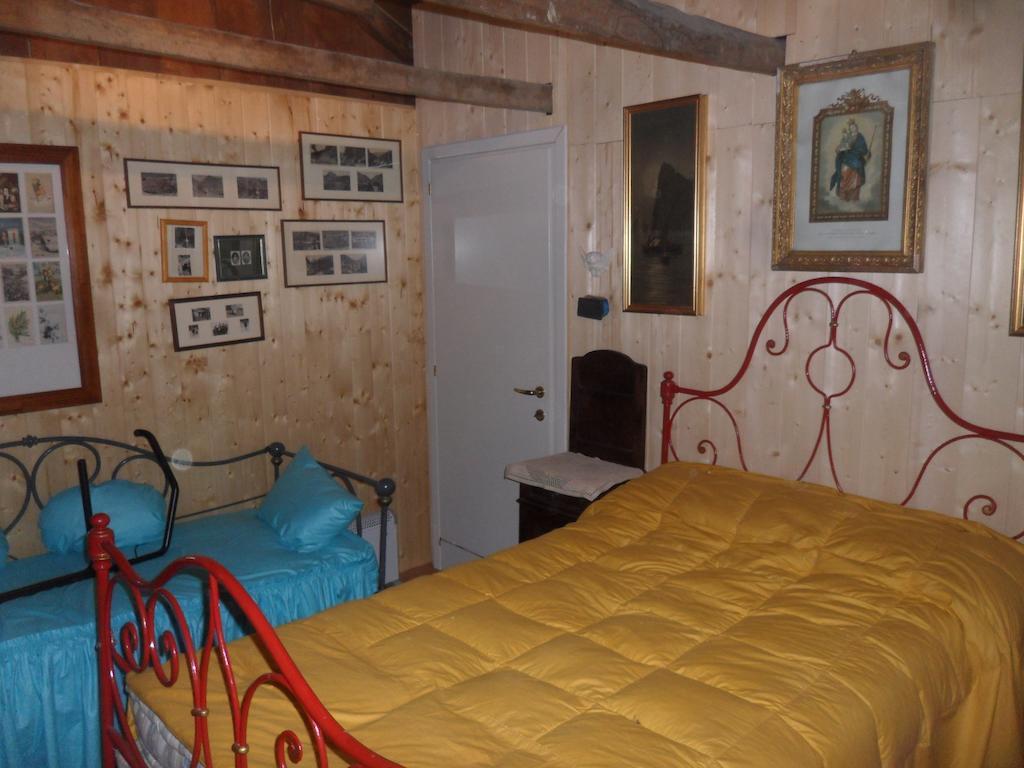 La Vieille Maison Biselli Tende Phòng bức ảnh