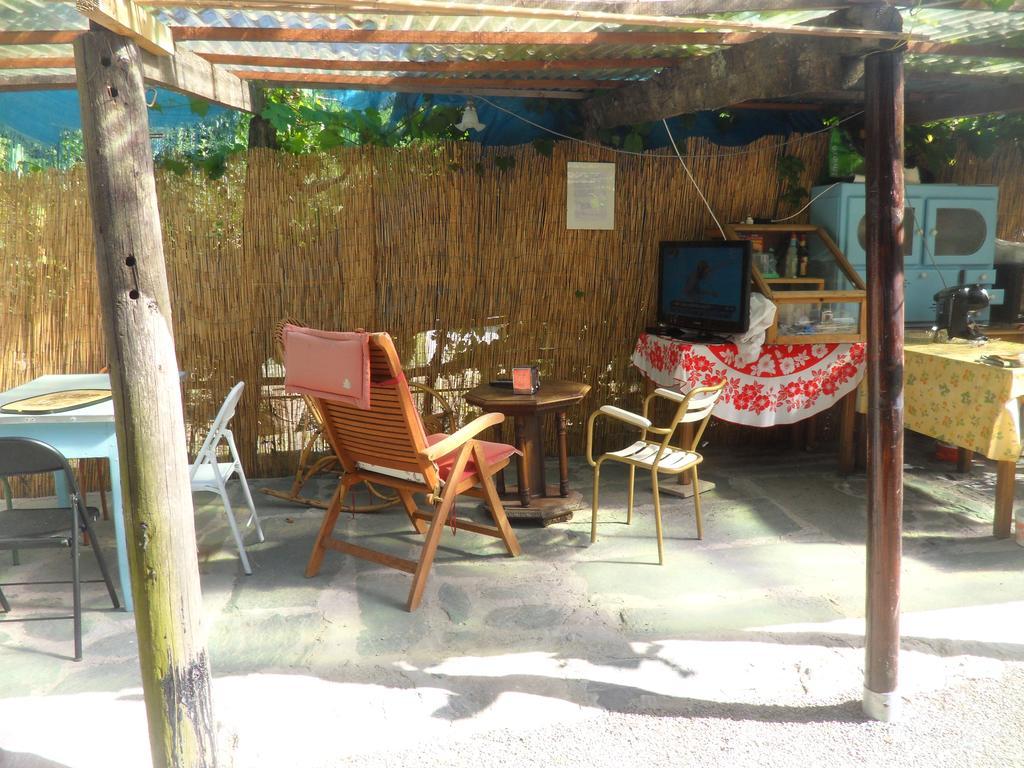 La Vieille Maison Biselli Tende Ngoại thất bức ảnh