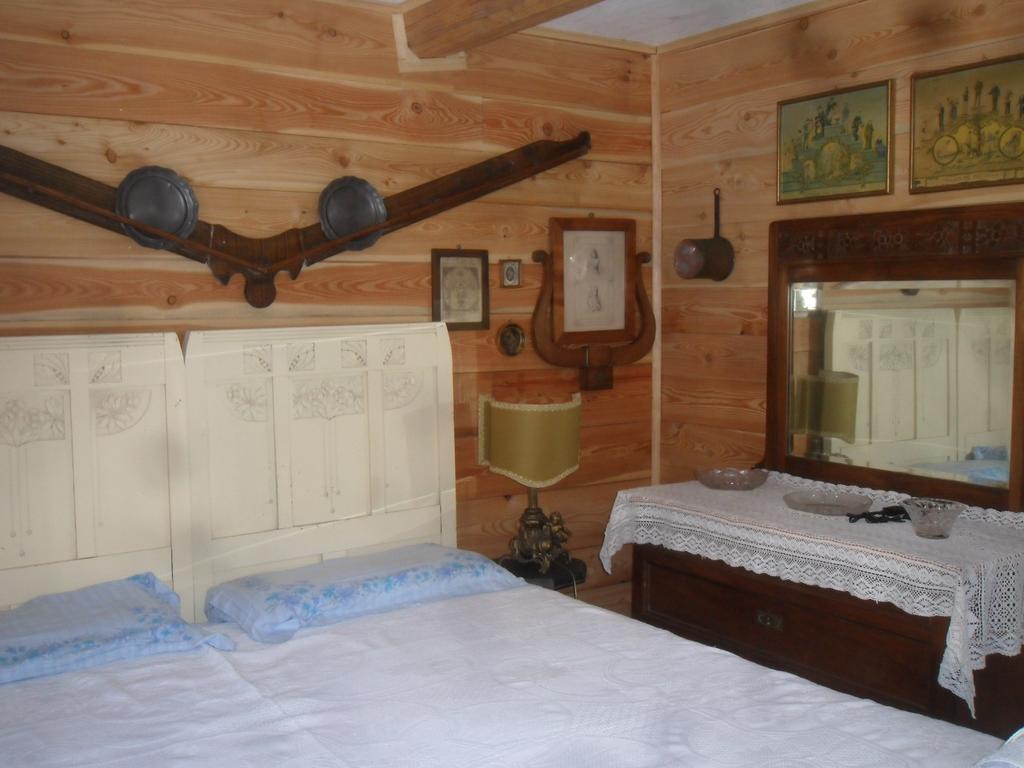 La Vieille Maison Biselli Tende Ngoại thất bức ảnh